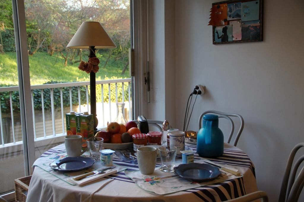 Sainte-Foy-lès-Lyon Les Hauts De Perrache B&B 객실 사진